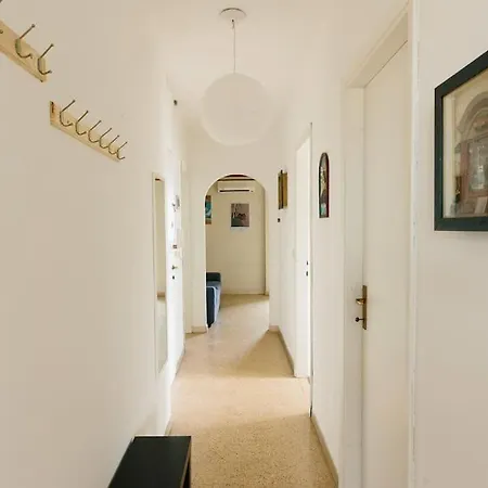 Apartment Scenografico Fronte Mare, 5 Piano Con Terrazzo E P Privato *