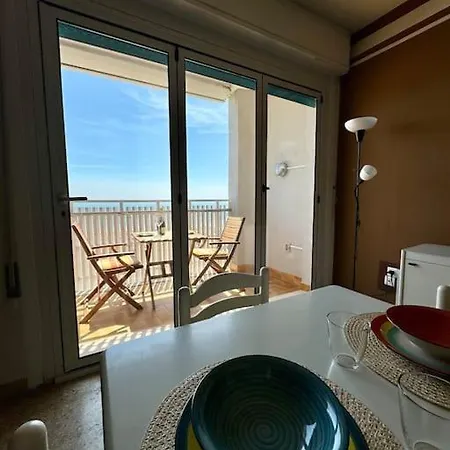 Fronte Mare Con Terrazzo E Parcheggio Privato Lignano Sabbiadoro