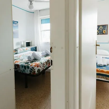 Apartmán Scenografico Fronte Mare, 5 Piano Con Terrazzo E P Privato *
