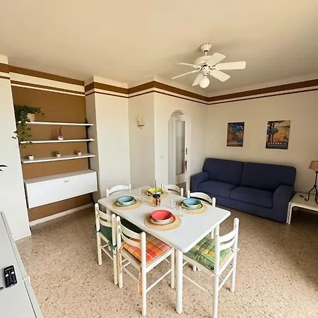 Fronte Mare Con Terrazzo E Parcheggio Privato * Lignano Sabbiadoro