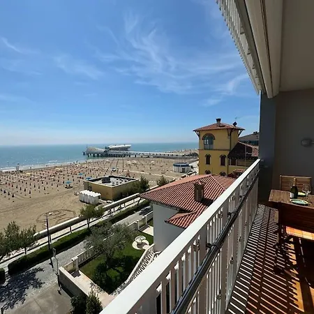 Scenografico Fronte Mare, 5 Piano Con Terrazzo E P Privato Lignano Sabbiadoro