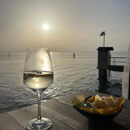 Fronte Mare Con Terrazzo E Parcheggio Privato Lignano Sabbiadoro
